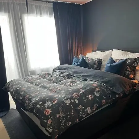 Sentrumsnaer Med Utsikt Appartamento *